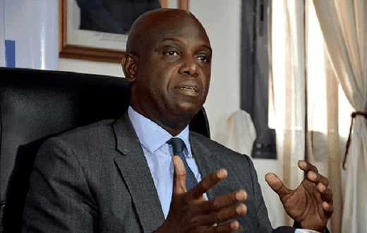 Mansour Faye le ministre des Infrastructures, des Transports terrestres et du Désenclavement webp