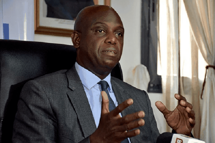 Mansour Faye le ministre des Infrastructures, des Transports terrestres et du Désenclavement webp
