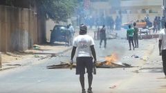Des manifestants ont tenu tête aux FDS à Ngor lors de violentes protestations suite à un litige foncier, mardi 9 mai 2023