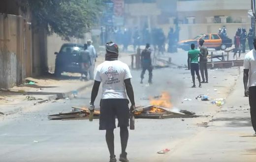 Des manifestants ont tenu tête aux FDS à Ngor lors de violentes protestations suite à un litige foncier, mardi 9 mai 2023