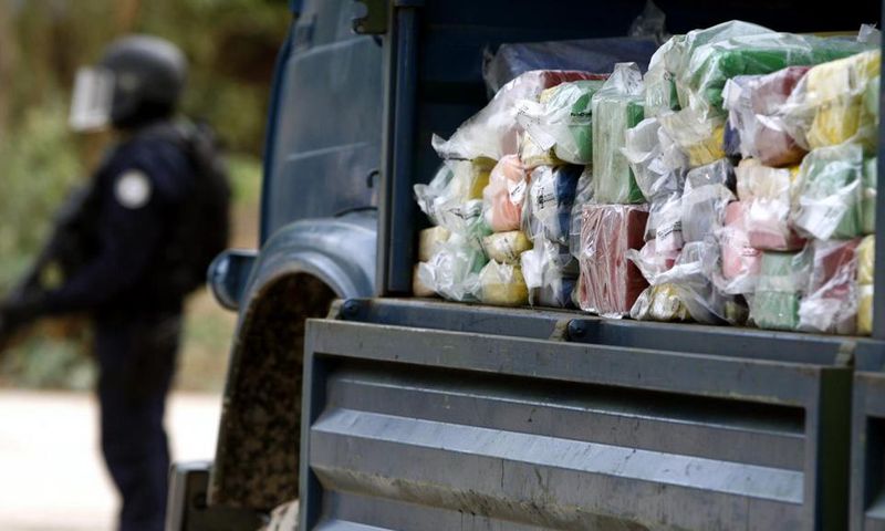 DEUX ÉTUDIANTS MAROCAINS ET UN COMMERÇANT SÉNÉGALAIS ARRÊTÉS POUR TRAFIC DE DROGUE