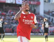 Gabriel Jesus célébrant son but après la victoire d'Arsenal contre Nurnberg ( 5-3).