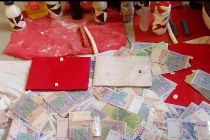 PORTEFEUILLE-MAGIQUE Illustration