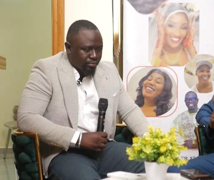 Babacar Barham est le PDG Chic Dental Esthétique