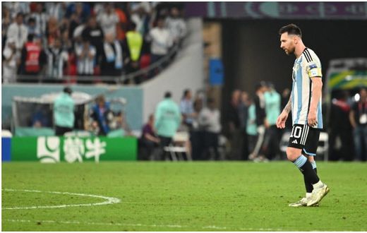 Lionel Messi en action lors du match de huitième de finale entre l'Argentine et l'Australie au stade Ahmad Bin Ali, le 3 décembre 2022, à Doha. Photo par Anthony Stanley. Source : Getty Images