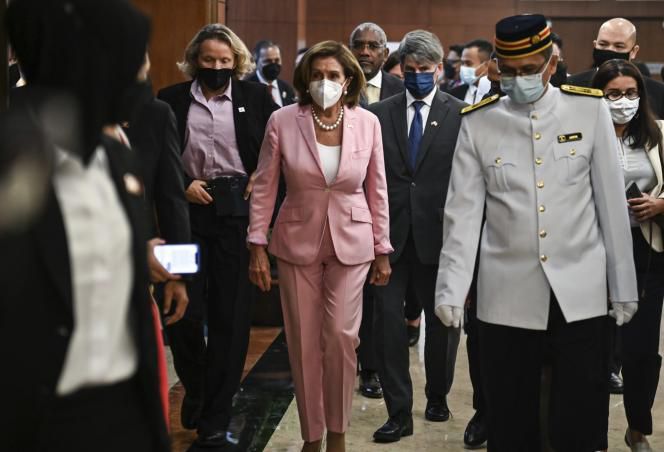 La présidente de la Chambre des représentants des Etats-Unis, Nancy Pelosi, à Kuala Lumpur, en Malaisie, le 2 août 2022 AP