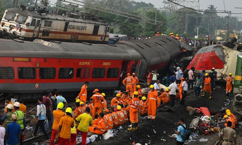 Inde un accident ferroviaire fait 288 morts !