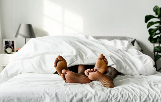 People usually dream of sex with people they know [glamour]