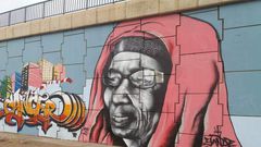 Yande Codou Sène sur une fresque murale à Dakar, Sénégal