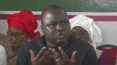 Yewwi-Askan-Wi-face-à-la-presse