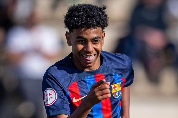 Lamine Yamal FC Barcelone