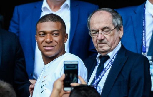 Nœl Le Graët et Kylian Mbappé après la finale de la coupe du monde 2018