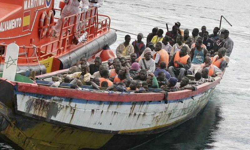 Pirogue de migrants