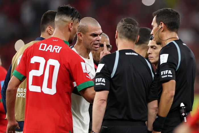 Pepe n'a pas du tout été tendre avec l'arbitre argentin, Facundo Tello