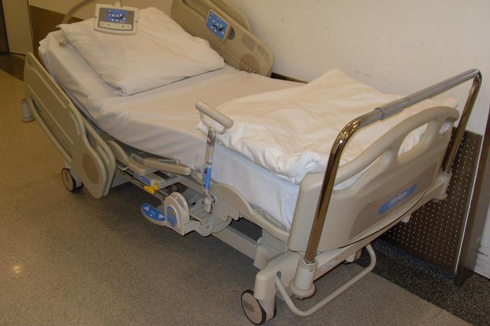 lit d'hôpital