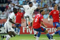 Asamoah Gyan marque le tout premier but du Ghana en Coupe du monde contre la République tchèque en 2006 / AFP