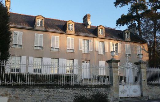 La demeure de Colette et Léopold Sédar Senghor date du XIXe siècle Ville de Verson