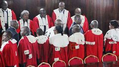 Les magistrats autour de Macky Sall