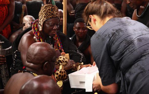 Restitution de 7 objets royaux pillés pendant la colonisation au Ghana