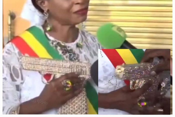 Coura macky député