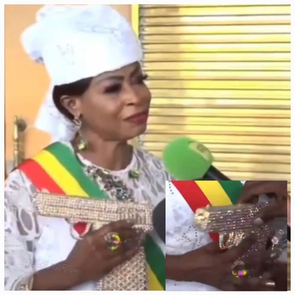 Coura macky député