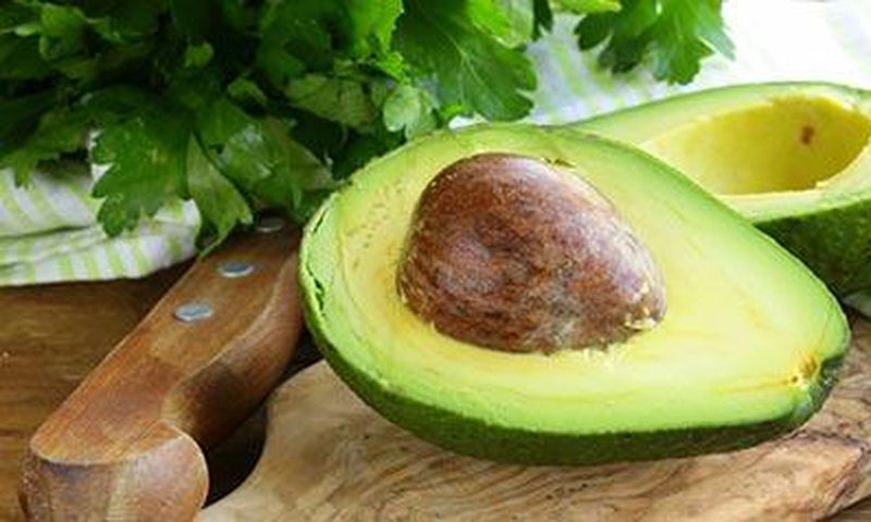 5 foods to help lower your cholesterol level. [shine365]