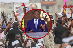 Vignette-Macky-Sall-bain-de-foule