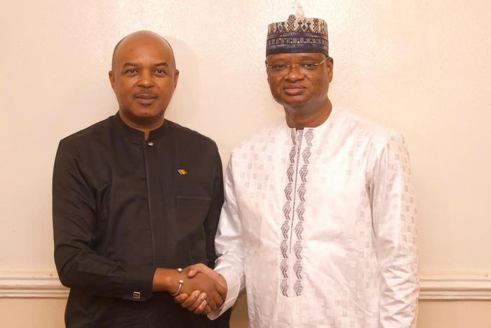 Bruno Derneville et Aliou Mamadou DIA