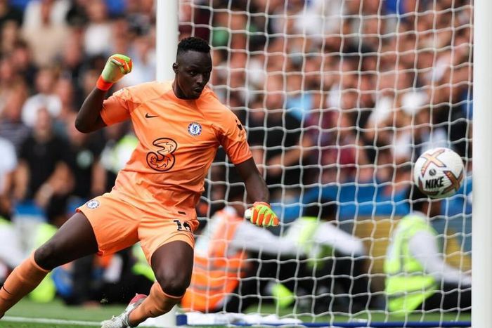 Edouard Mendy face à West Ham, le 3 septembre 2022 à Stamford Bridge, Adrian DENNIS / AFP