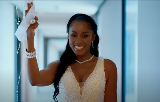 Queen Bizz vidéo