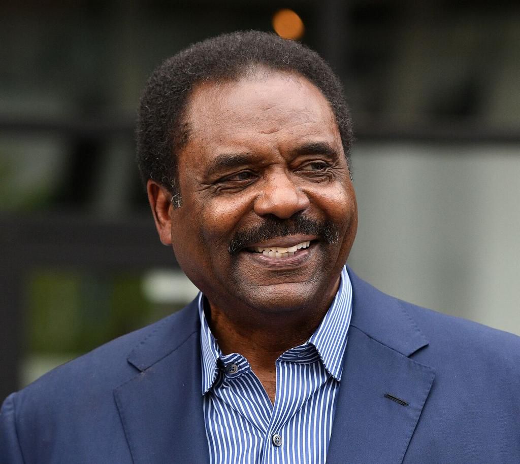 David Steward [Bloomberg]