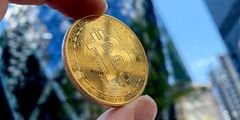 bitcoin cryptocurrency digital currencyEdward Smith/Getty Images