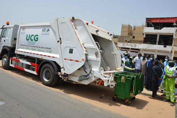 camion de ramassage des ordures