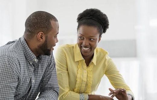 couple discute