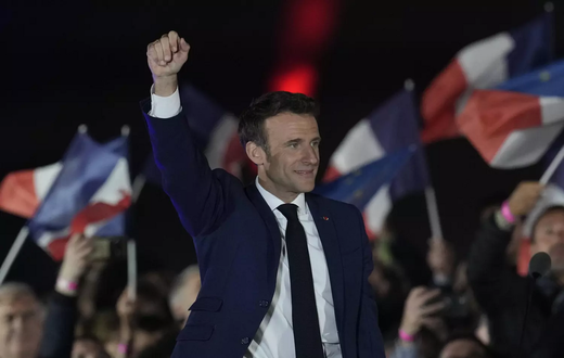 Emmanuel Macron au Champ de mars le 24 avril 2022