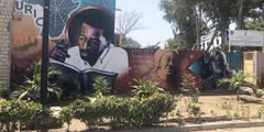 fresque murale Sur Omar Blondin Diop