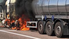 Camion citerne brulé