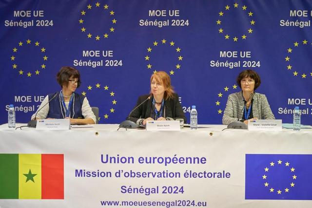 Conf Press MOE