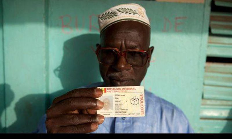 Senegal-Des-elections-dans-la-tension carte electeur