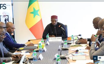 Ousmane Sonko présidant la réunion interministérielle sur l'Education