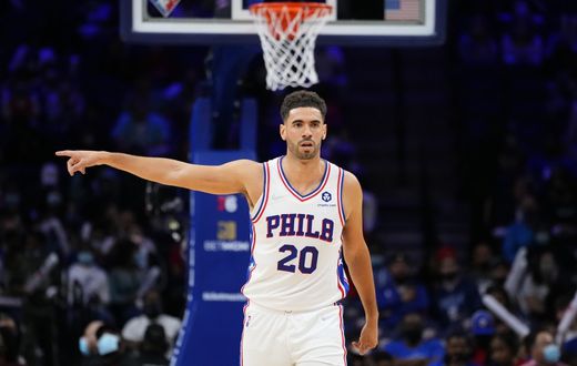 Le sénégalais réussit a se démarquer malgré la lourde concurrence dont il face chez les Sixers