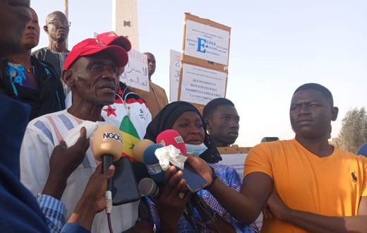 Les parents d'élèves exigent la reprise immédiate des cours