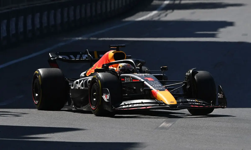 Max Verstappen a largement dominé le Grand Prix de Formule 1 d'Azerbaidjan à Bakou ce dimanche