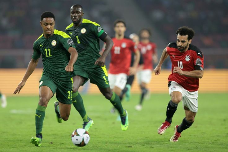 Egypt captain Mohamed Salah (R) chases after the ball during the Africa Cup of Nations final against Senegal in Yaounde on February 6.