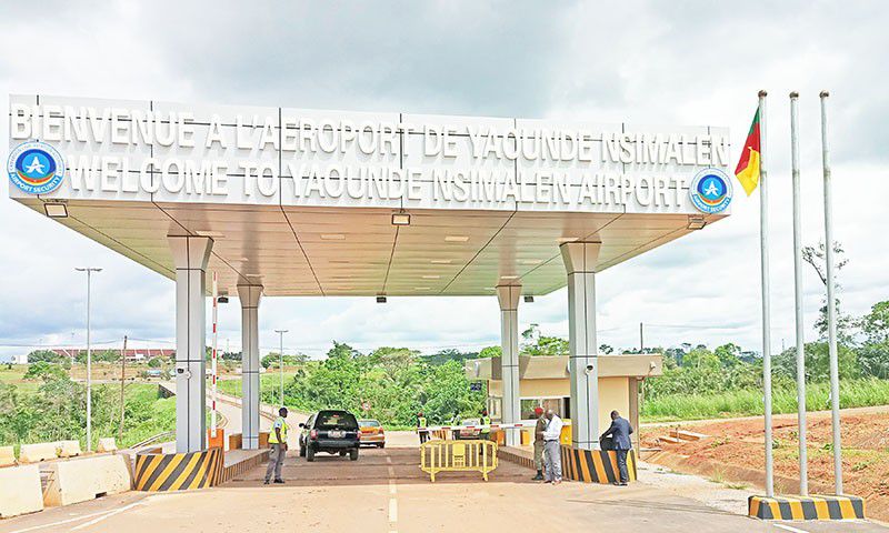 Entree-Aéroport-international-de-Yaoundé-Nsimalen