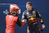Max Verstappen salue Charles Leclerc à l’issue du Grand Prix d’Autriche | PHOTO : LEONHARD FOEGER / REUTERS