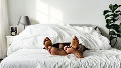 couple dans un lit