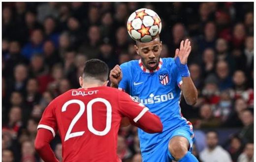 Renan Lodi inscrivant le but qualificateur des Colchoneros