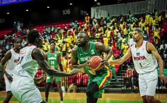 Youssoupha Ndoye et les siens ont offert un spectacle aux supporteurs sénégalais hier soir au Dakar Arena