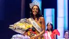 Miss Univers Nigeria, Chidimma Adetshina, prend la pose lors de son sacre, le 31 août 2024 à Lagos AFP Benson Ibeabuchi